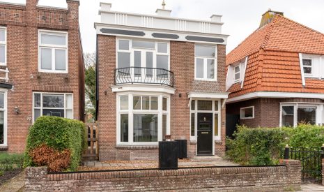 Te koop: Foto Woonhuis aan de Burgemeester Wuiteweg 68 in Drachten