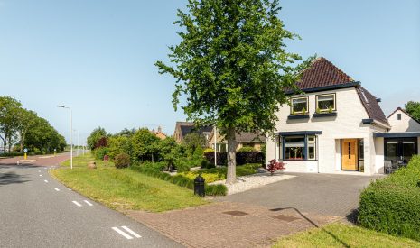 Te koop: Foto Woonhuis aan de Harlingerstraatweg 70 in Midlum