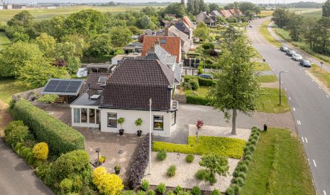 Te koop: Foto Woonhuis aan de Harlingerstraatweg 70 in Midlum