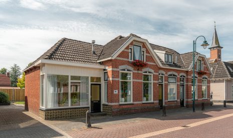 Te koop: Foto Woonhuis aan de Buorren 23 in Oudega